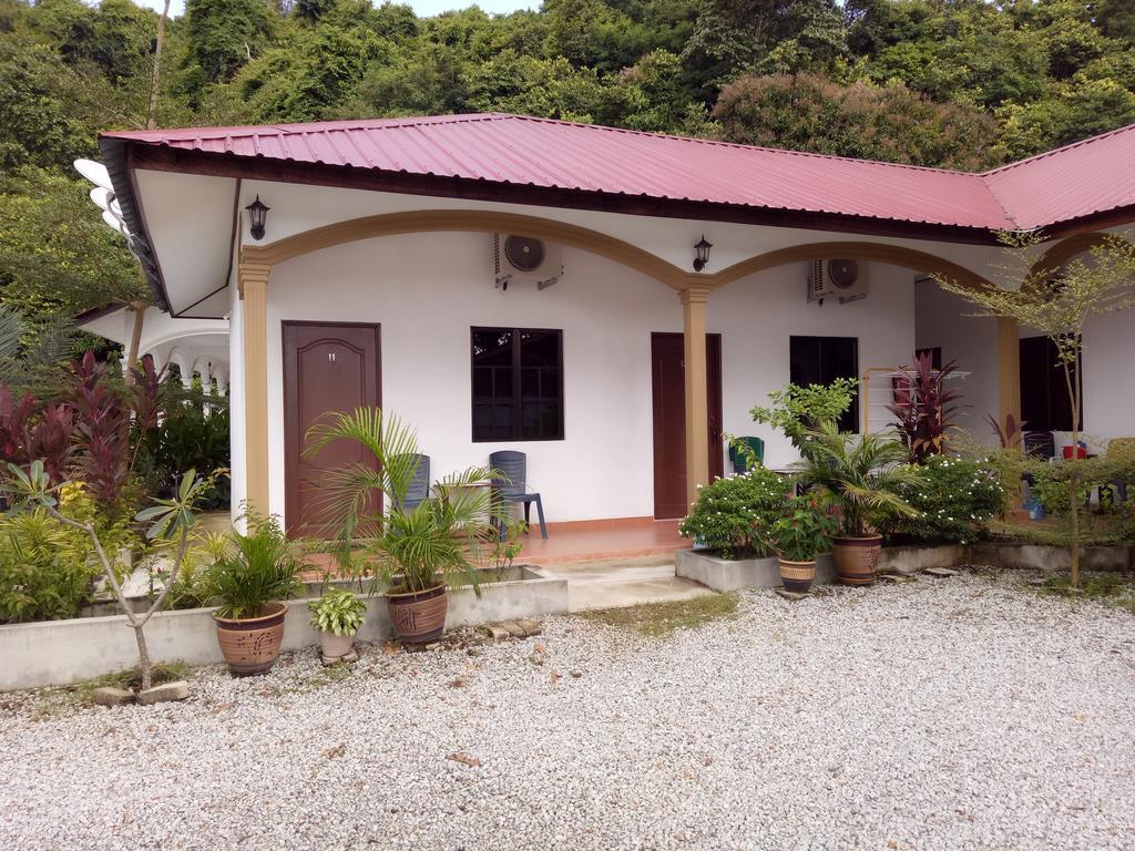 Nas Villaria Langkawi Пантай Ченанг Екстериор снимка