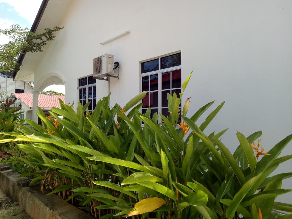 Nas Villaria Langkawi Пантай Ченанг Екстериор снимка