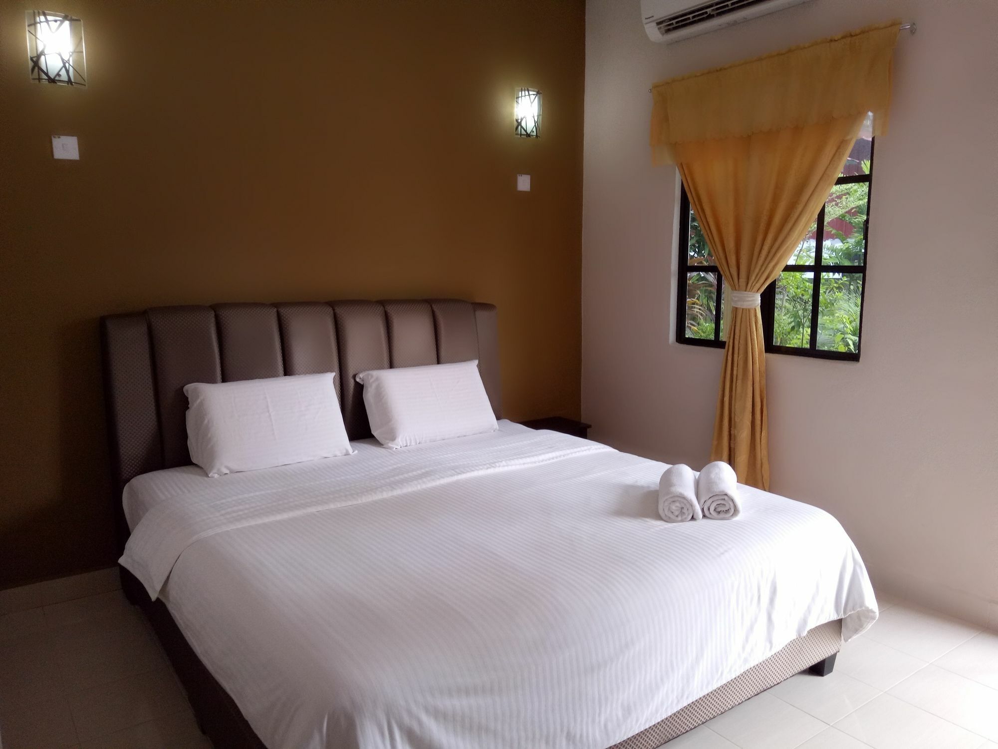 Nas Villaria Langkawi Пантай Ченанг Екстериор снимка
